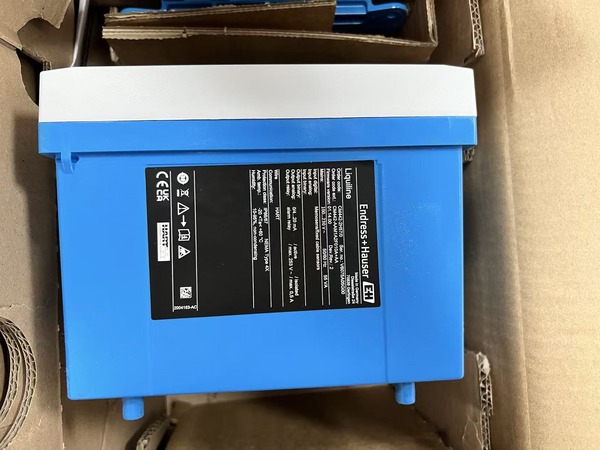 Endress Hauser CM442-4NQ5/0 (CM442-AAM1A2F260A+Z1) two-channel Liquiline transmitter/controller for Liquid Analysis Spare Parts | Endress+Hauser Supply landscape reference image